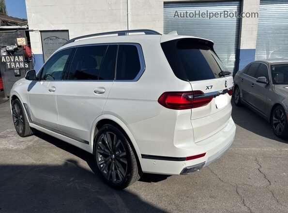 5UXCW2C01L9B07305 2020 BMW X7 White Առջևի աջ
