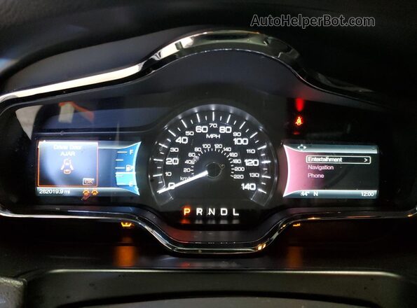 2LMHJ5NK0JBL01360 2018 LINCOLN MKT Black Vista de los asientos traseros