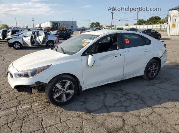 3KPF24AD4LE211985 2020 KIA FORTE White Rear left