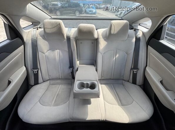 5NPE34AF6JH599143 2018 HYUNDAI SONATA Серебряный 