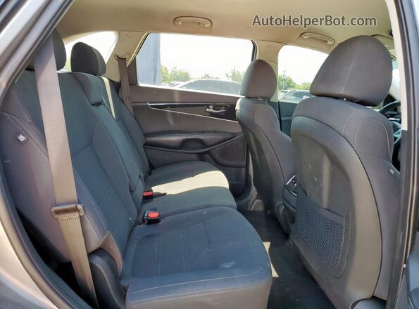 5XYPG4A36KG496705 2019 KIA SORENTO Gray Engine compartment view