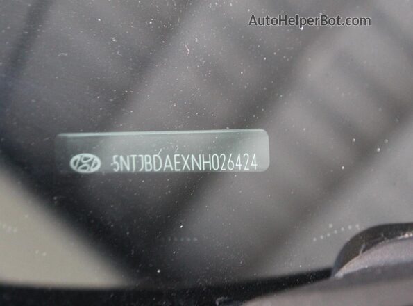 5NTJBDAEXNH026424 2022 HYUNDAI SANTA CRUZ Green Rear interior view