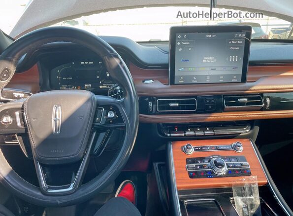 5LM5J7WC4LGL18575 2020 LINCOLN AVIATOR Burgundy Հետևի նստատեղերի տեսք