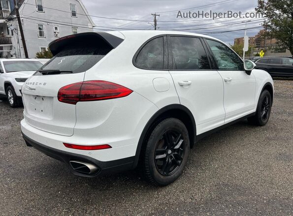 WP1AA2A26GLA08205 2016 PORSCHE CAYENNE White წინა ხედი