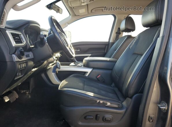1N6BA1F47GN504254 2016 NISSAN TITAN Gray Widok deski rozdzielczej