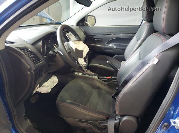 JA4ARUAU8RU016448 2024 MITSUBISHI OUTLANDER Blue 