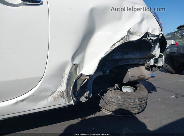 3C3CFFKR2HT699810 2017 FIAT 500 Белый Вид задней части салона