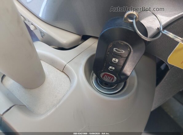 3C3CFFKR7HT553872 2017 FIAT 500 Silver წინა პანელის ხედი