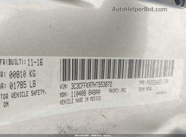3C3CFFKR7HT553872 2017 FIAT 500 Silver ძრავის განყოფილების ხედი