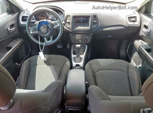 3C4NJCAB3MT514602 2021 JEEP COMPASS Silver 
