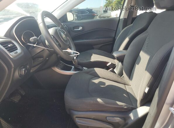 3C4NJCABXHT668391 2017 JEEP COMPASS Gray Vista del salpicadero
