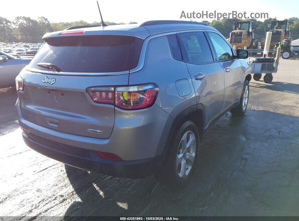 3C4NJCBB3JT362489 2018 JEEP COMPASS Silver Հետևի աջ