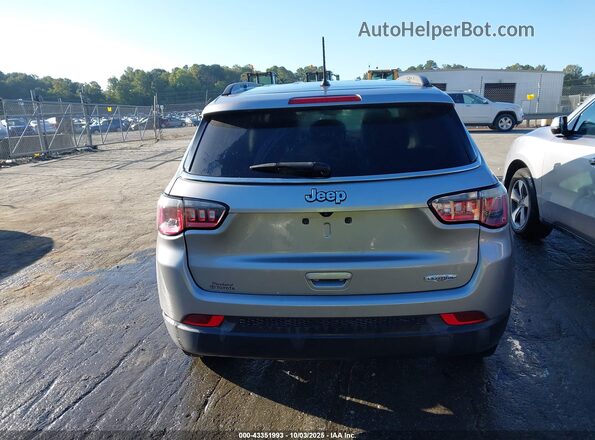 3C4NJCBB3JT362489 2018 JEEP COMPASS Silver 