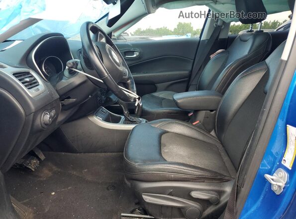 3C4NJCBB3LT258605 2020 JEEP COMPASS Синий Вид салона спереди