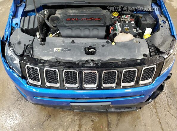 3C4NJCBB3LT258605 2020 JEEP COMPASS Синий Вид подкапотного пространства
