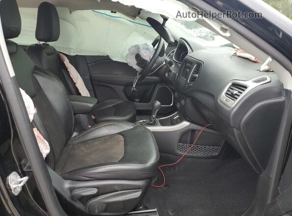 3C4NJCBB6LT224660 2020 JEEP COMPASS Black Вид салону спереду
