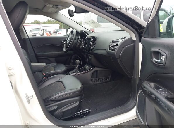 3C4NJCBB7LT147488 2020 JEEP COMPASS White Սալոնի դիմացի տեսք
