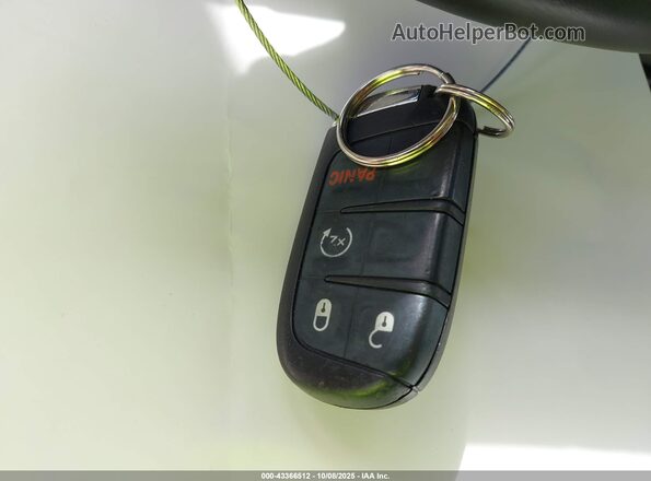 3C4NJCBB9HT690784 2017 JEEP NEW COMPASS White Вид панелі приладів