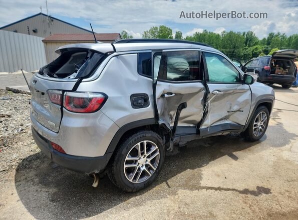 3C4NJCBB9LT159013 2020 JEEP COMPASS Silver Задня права чверть