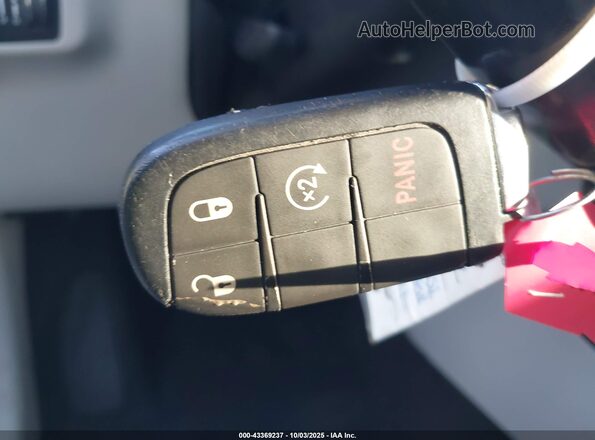 3C4NJCCB7LT191862 2020 JEEP COMPASS Черный Вид панели приборов