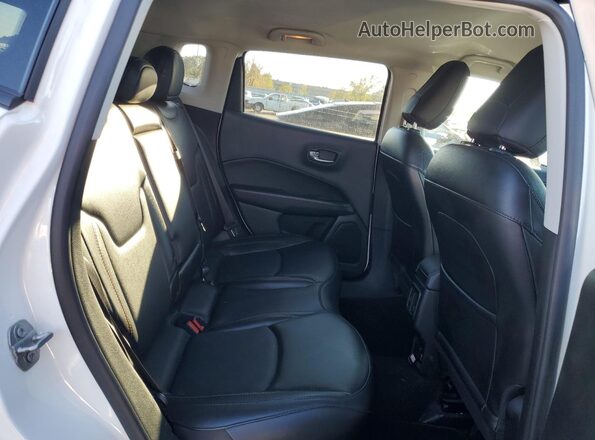3C4NJCCBXLT248362 2020 JEEP COMPASS White უკანა სალონის ხედი