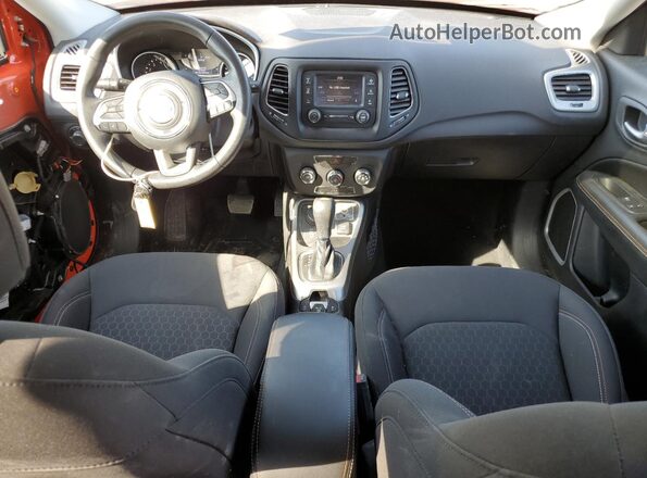 3C4NJDAB0HT647460 2017 JEEP COMPASS Orange Vista del salpicadero
