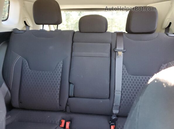 3C4NJDAB5LT107045 2020 JEEP COMPASS Silver Вид задніх сидінь