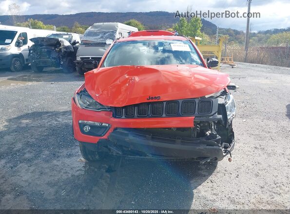 3C4NJDAB5LT242848 2020 JEEP COMPASS Orange Rear interior view