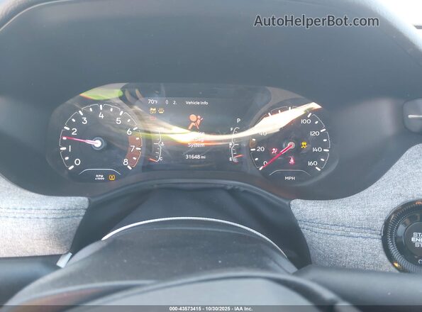 3C4NJDAN2RT140524 2024 JEEP COMPASS White Widok tylnych siedzeń