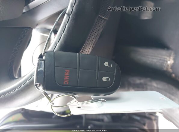 3C4NJDBB5NT165433 2022 JEEP COMPASS Gray Вид панелі приладів