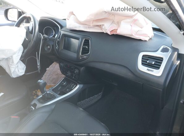 3C4NJDBB7LT225323 2020 JEEP COMPASS Green Front interior view
