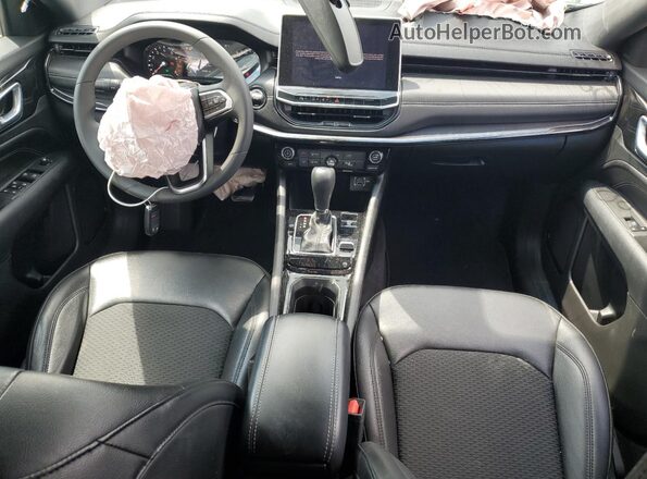 3C4NJDBB7NT224109 2022 JEEP COMPASS White Առջևի վահանակի տեսք