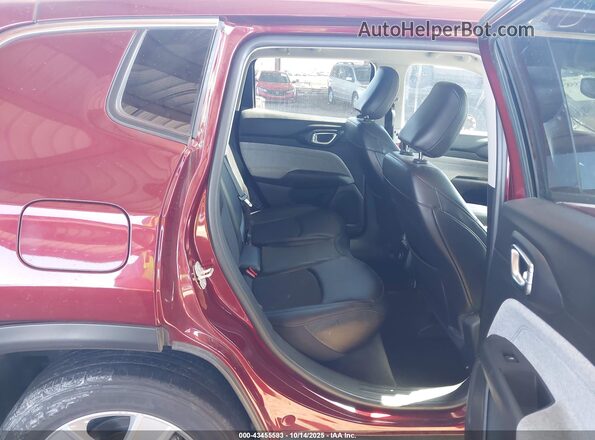3C4NJDBB8NT130837 2022 JEEP COMPASS Red Vista de la etiqueta del VIN
