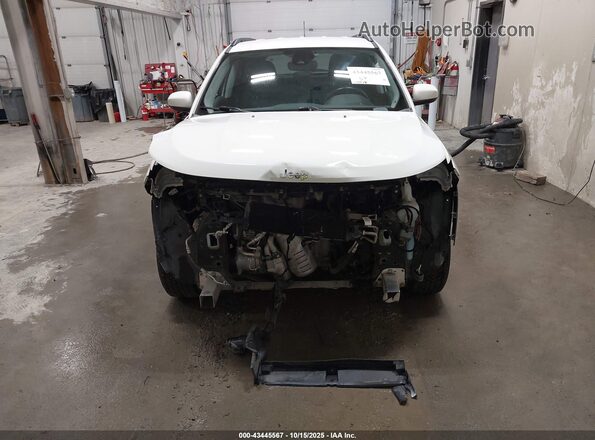 3C4NJDBB9LT192597 2020 JEEP COMPASS White Rear interior view