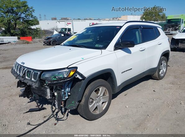 3C4NJDBB9NT136470 2022 JEEP COMPASS White Przód lewy