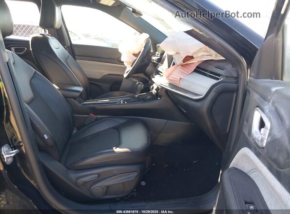 3C4NJDBN0RT115085 2024 JEEP COMPASS Black Vista interior delantera