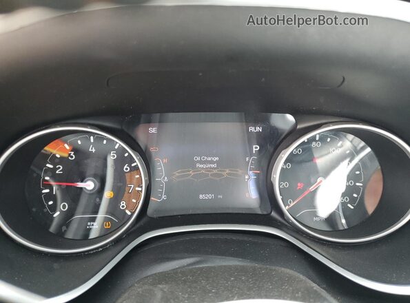 3C4NJDCB2LT146284 2020 JEEP COMPASS Black Սարքավորումների վահանակի տեսք