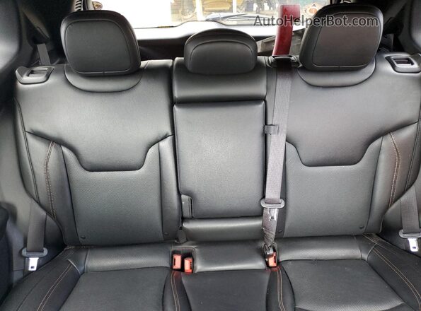 3C4NJDCB7NT234251 2022 JEEP COMPASS Red Vista de los asientos traseros