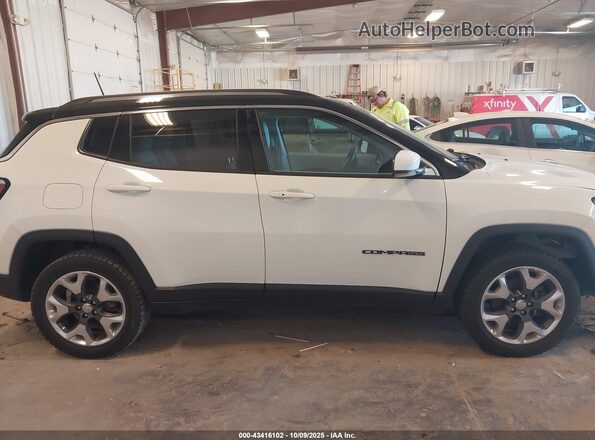 3C4NJDCB8LT216404 2020 JEEP COMPASS White Vista interior trasera