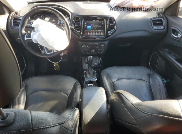 3C4NJDCB9LT196616 2020 JEEP COMPASS Black Widok deski rozdzielczej