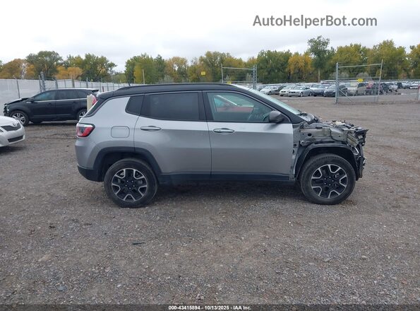 3C4NJDDB1LT193899 2020 JEEP COMPASS Gray Սալոնի 360 աստիճան տեսք
