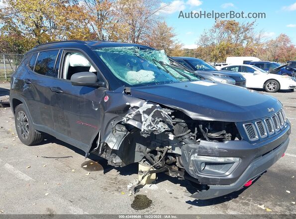 3C4NJDDB2LT232757 2020 JEEP COMPASS Gray Front view