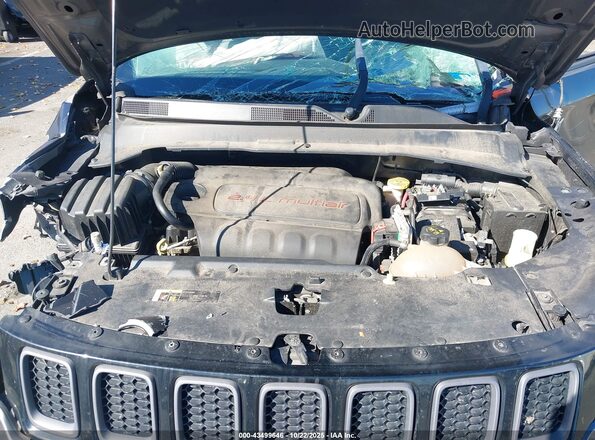 3C4NJDDB2LT232757 2020 JEEP COMPASS Gray Rear view