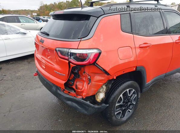 3C4NJDDB4LT130442 2020 JEEP COMPASS Orange Widok z przodu