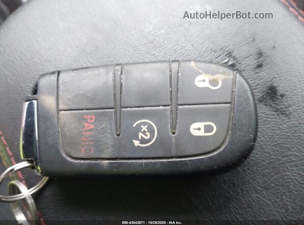 3C4NJDDB4LT130442 2020 JEEP COMPASS Orange Widok deski rozdzielczej
