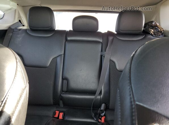 3C4NJDDB9LT214675 2020 JEEP COMPASS Black Вид задніх сидінь