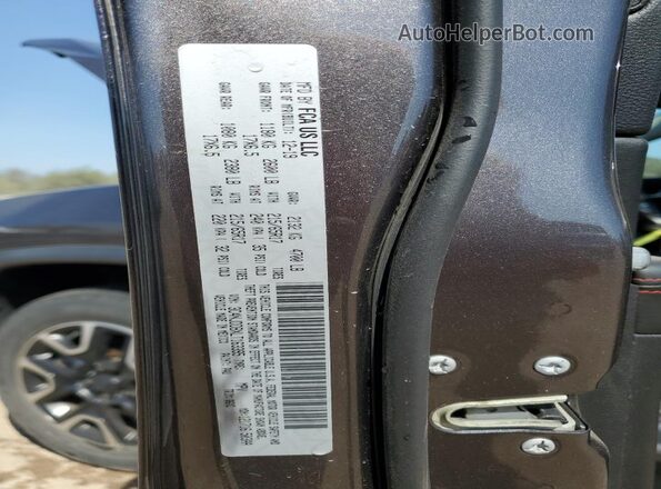3C4NJDDBXLT163395 2020 JEEP COMPASS Gray Engine compartment view