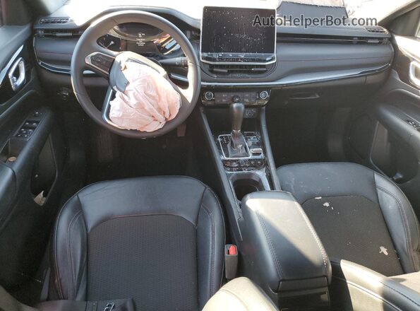 3C4NJDDN2ST533182 2025 JEEP COMPASS Red წინა პანელის ხედი