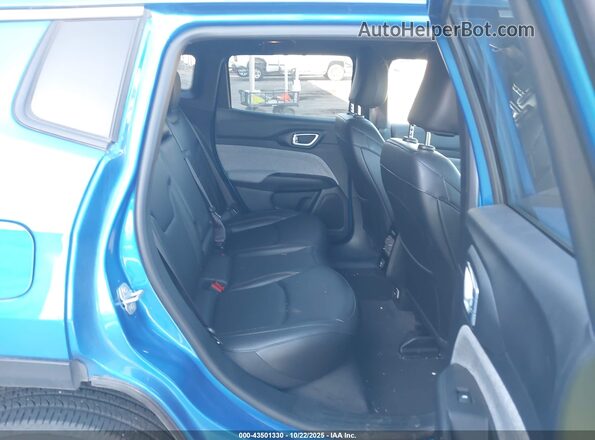 3C4NJDFN3RT153257 2024 JEEP COMPASS Blue VIN կոդի պիտակի տեսք