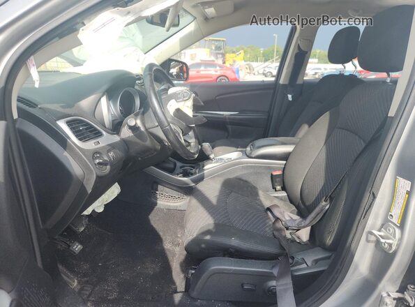 3C4PDCAB5LT273205 2020 DODGE JOURNEY Серебряный Вид салона спереди